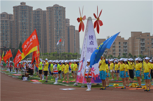 奔跑吧，兄弟！--致怜美内衣参加四川省服装商会第二届运动会